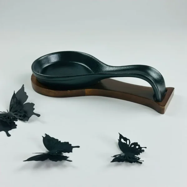 235-029 Ложка подставка 23см на подставке BLACKWOOD в под.уп.(х24)Фарфор